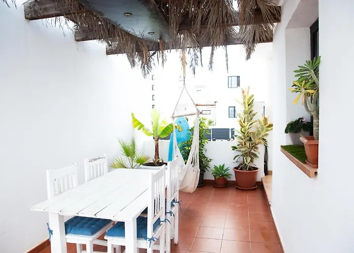 Surf Dream Surfhouse Vandrarhem *