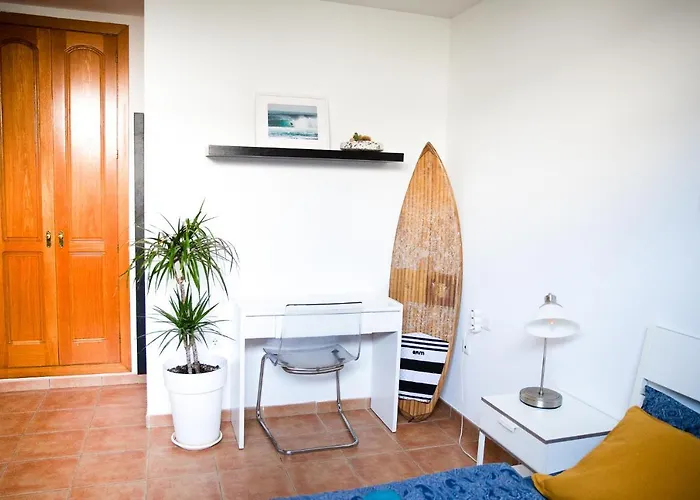 Hostal Surf Dream Surfhouse *
