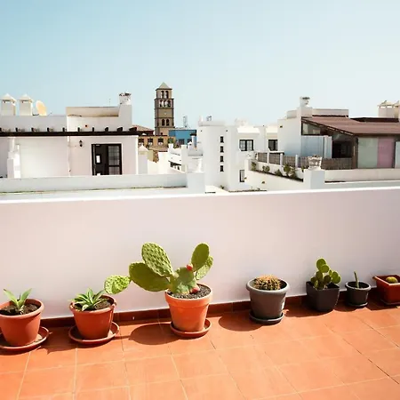 Surf Dream Surfhouse بيت شباب *