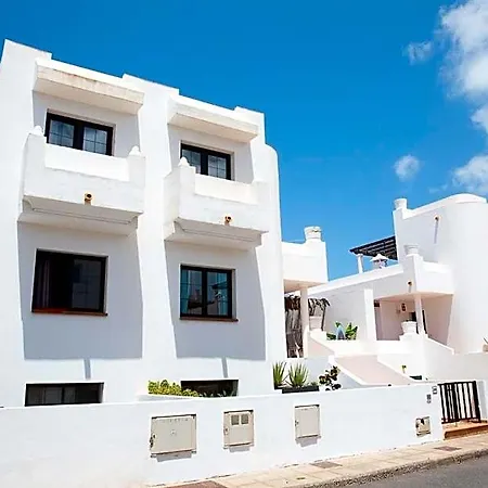 Surf Dream Surfhouse Ostello *
