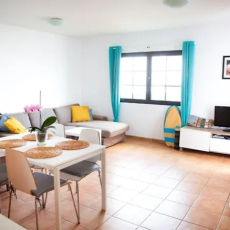 Surf Dream Surfhouse Hostel Corralejo